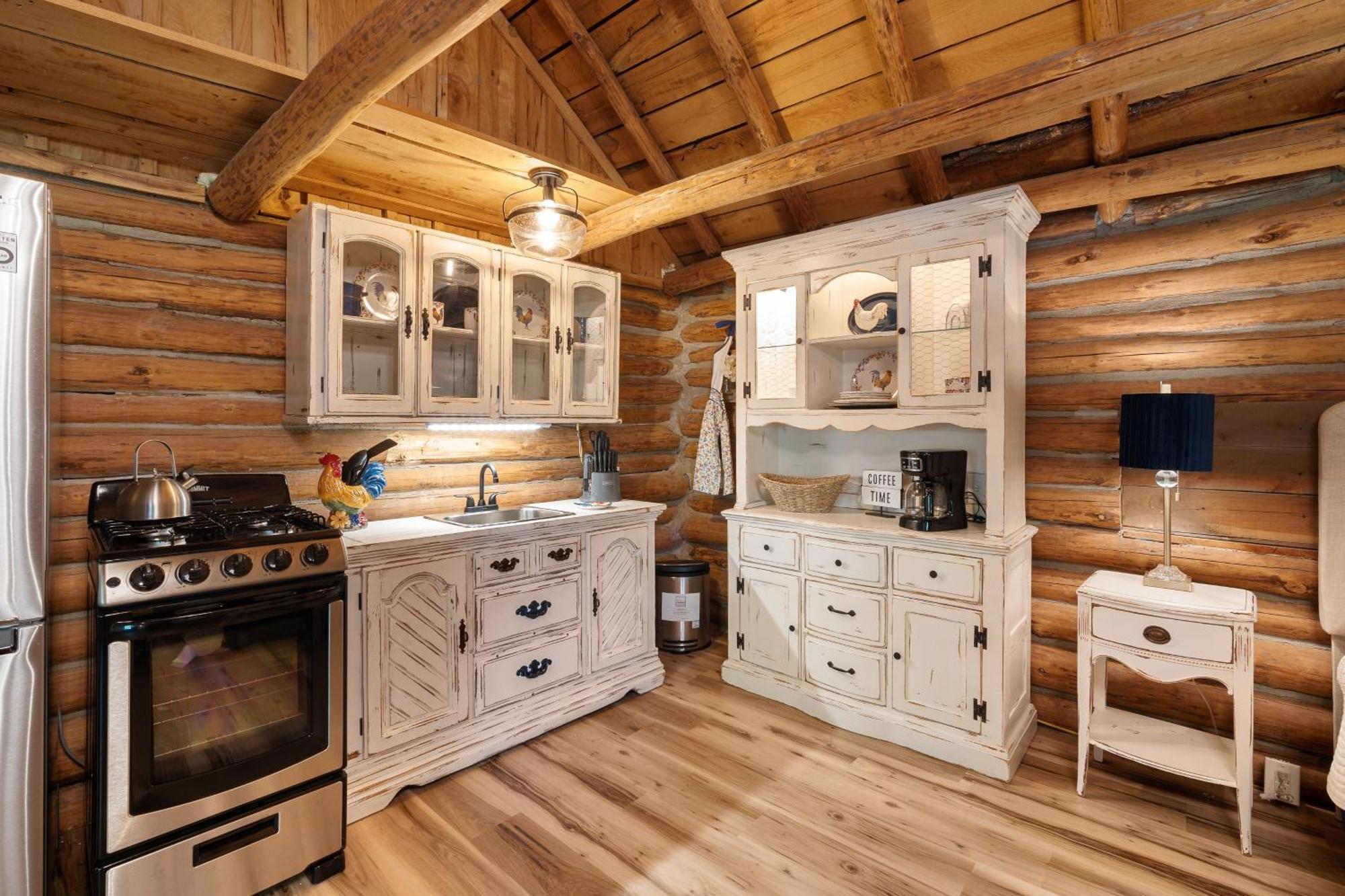 Spring Hill Farm - The Velvet Rooster Villa Alma Екстериор снимка