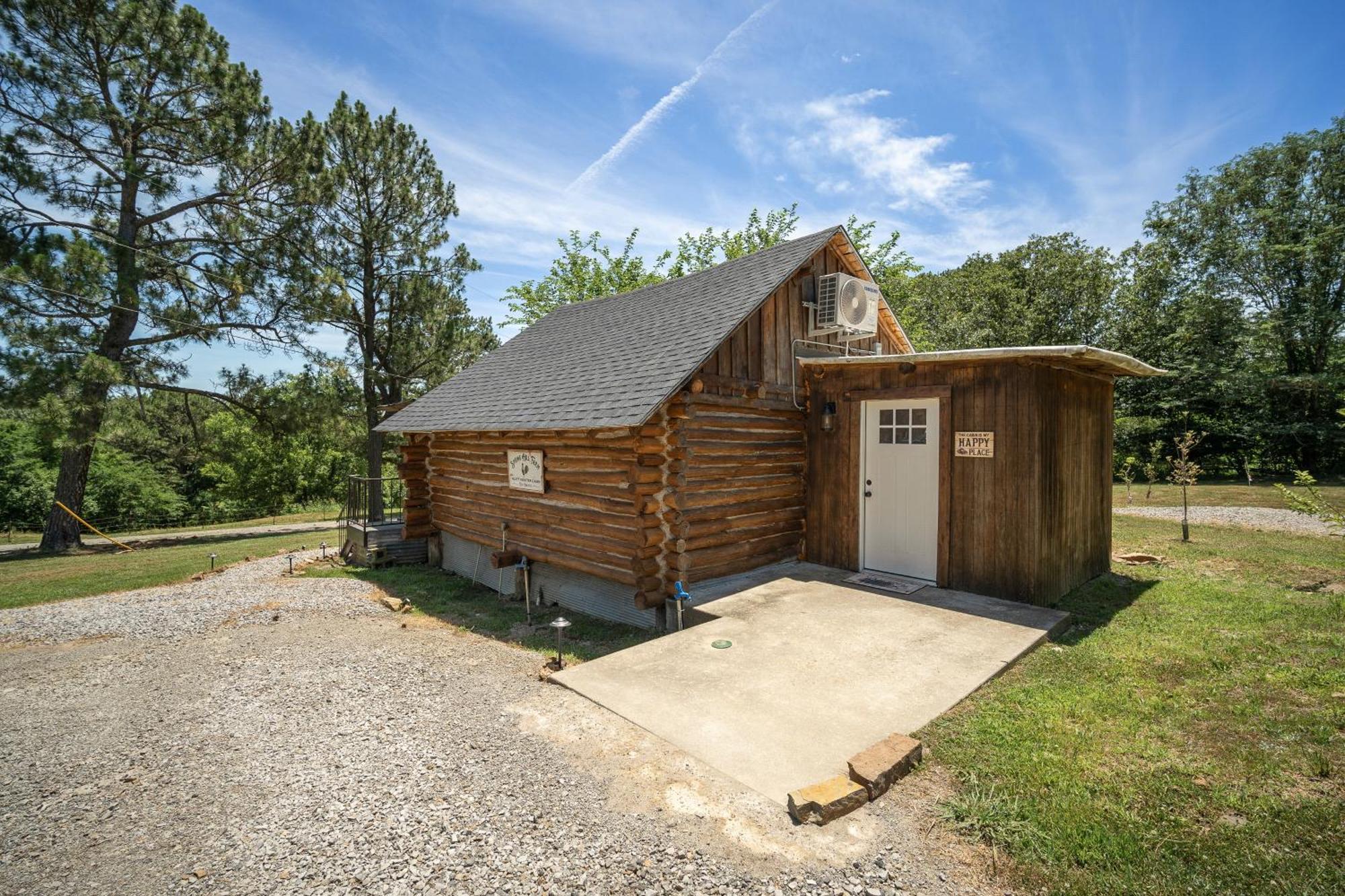 Spring Hill Farm - The Velvet Rooster Villa Alma Екстериор снимка